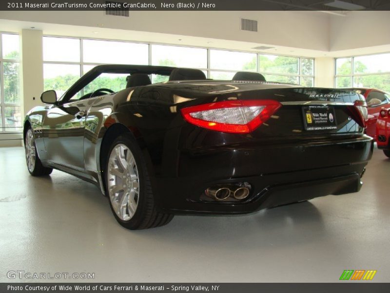  2011 GranTurismo Convertible GranCabrio Nero (Black)