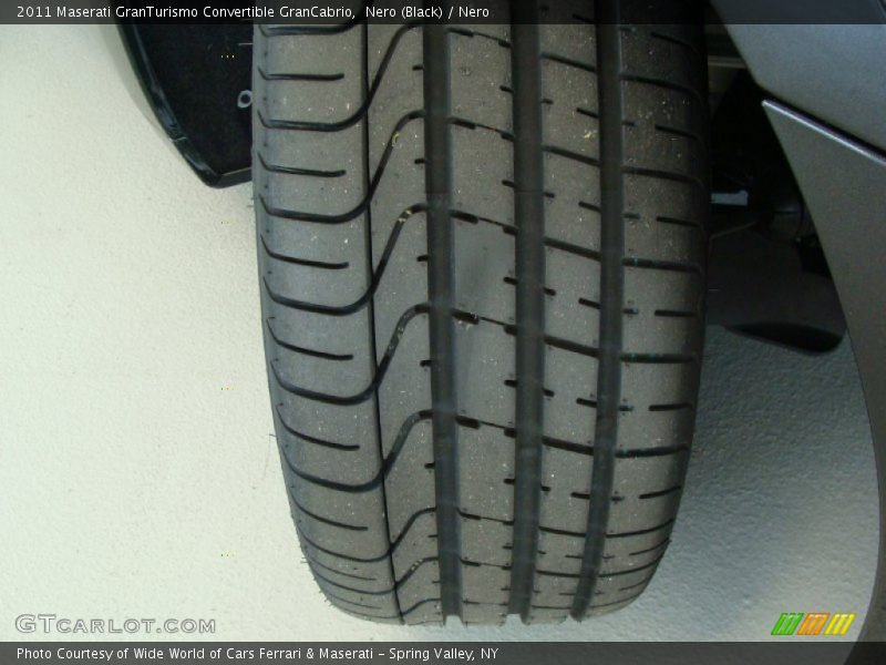 Nero (Black) / Nero 2011 Maserati GranTurismo Convertible GranCabrio