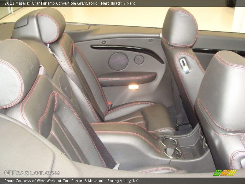  2011 GranTurismo Convertible GranCabrio Nero Interior