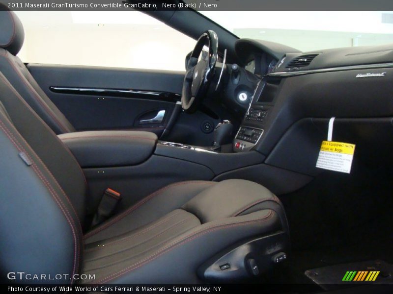 Nero (Black) / Nero 2011 Maserati GranTurismo Convertible GranCabrio