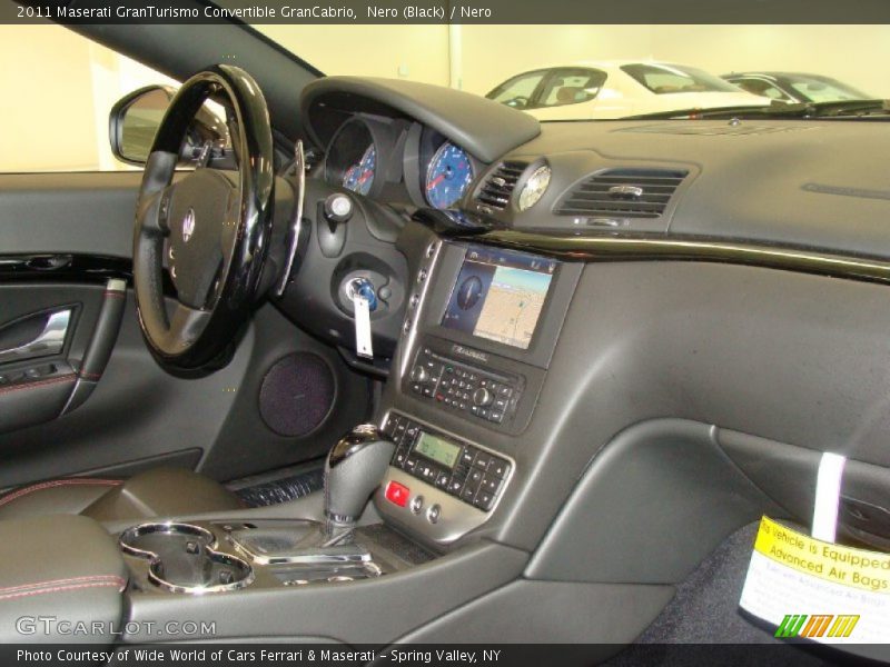 Nero (Black) / Nero 2011 Maserati GranTurismo Convertible GranCabrio