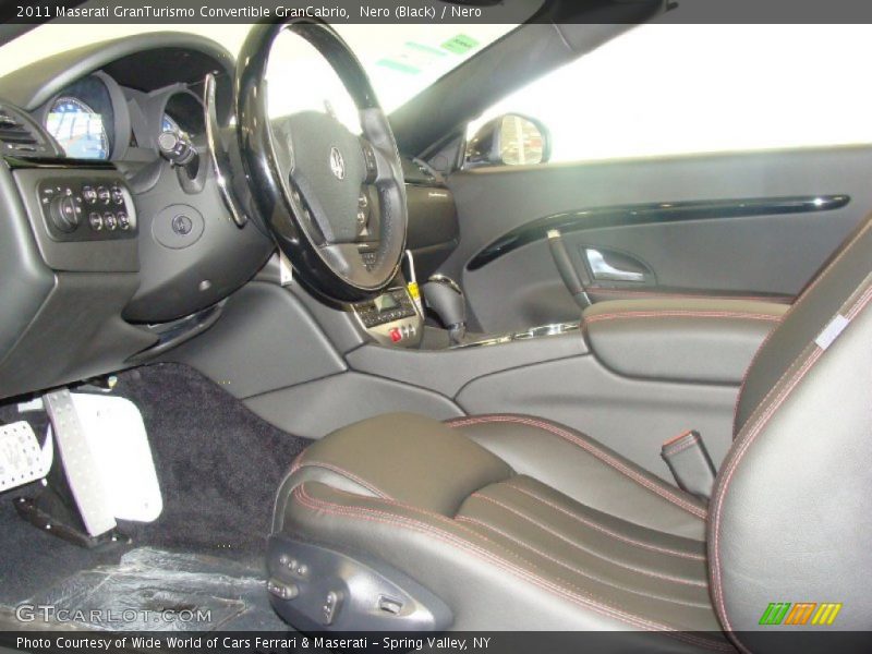 Nero (Black) / Nero 2011 Maserati GranTurismo Convertible GranCabrio