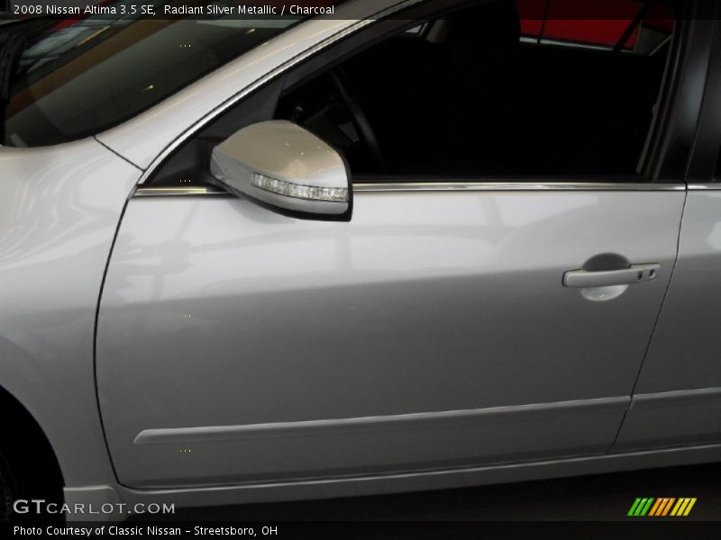 Radiant Silver Metallic / Charcoal 2008 Nissan Altima 3.5 SE