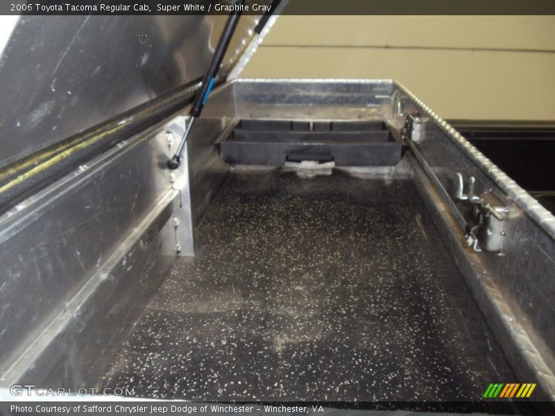 Super White / Graphite Gray 2006 Toyota Tacoma Regular Cab