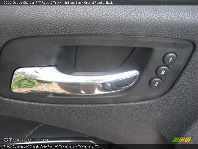 Brilliant Black Crystal Pearl / Black 2011 Dodge Charger R/T Road & Track