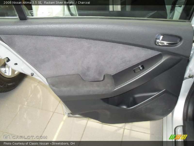 Radiant Silver Metallic / Charcoal 2008 Nissan Altima 3.5 SE