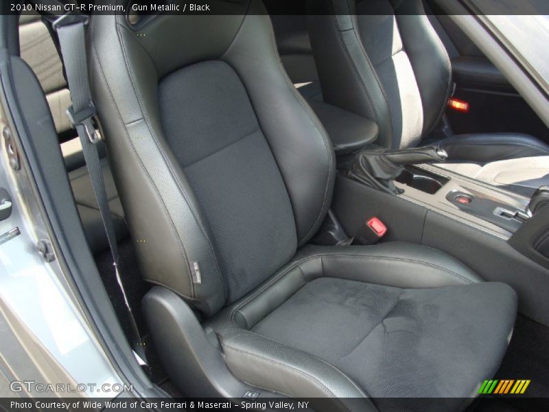  2010 GT-R Premium Black Interior