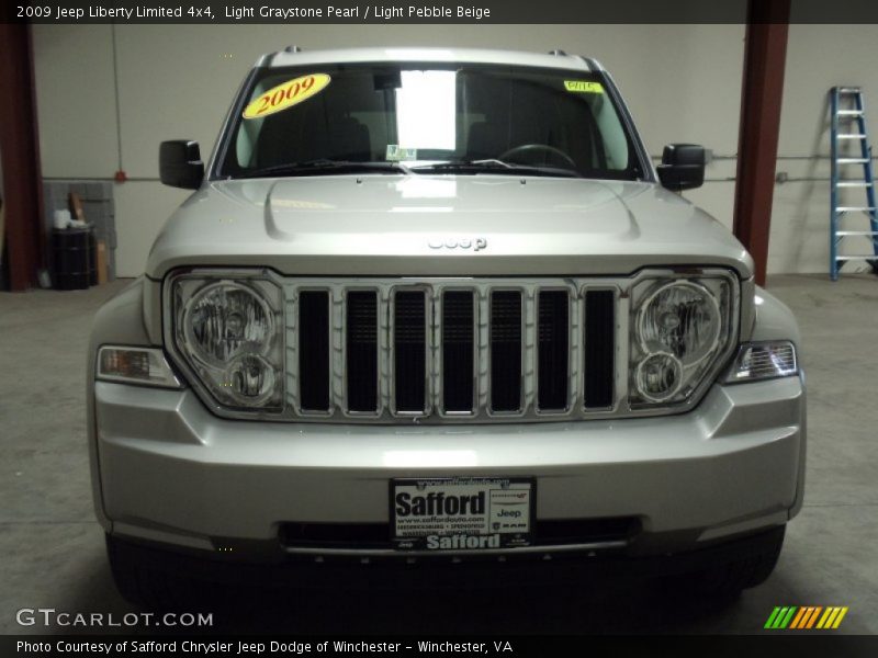 Light Graystone Pearl / Light Pebble Beige 2009 Jeep Liberty Limited 4x4