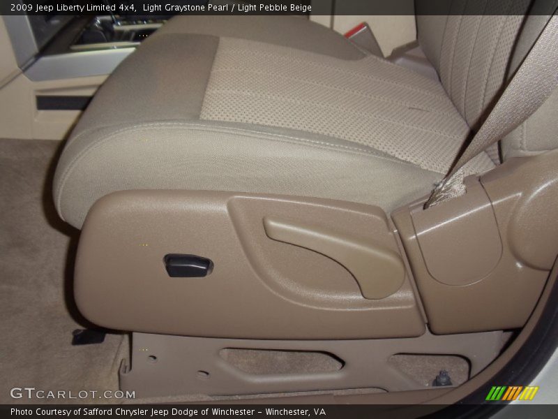 Light Graystone Pearl / Light Pebble Beige 2009 Jeep Liberty Limited 4x4
