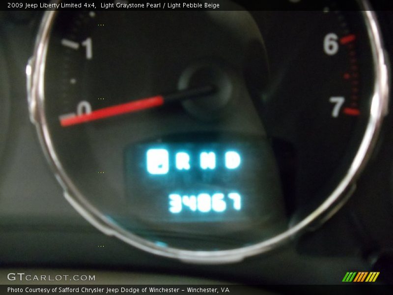 Light Graystone Pearl / Light Pebble Beige 2009 Jeep Liberty Limited 4x4