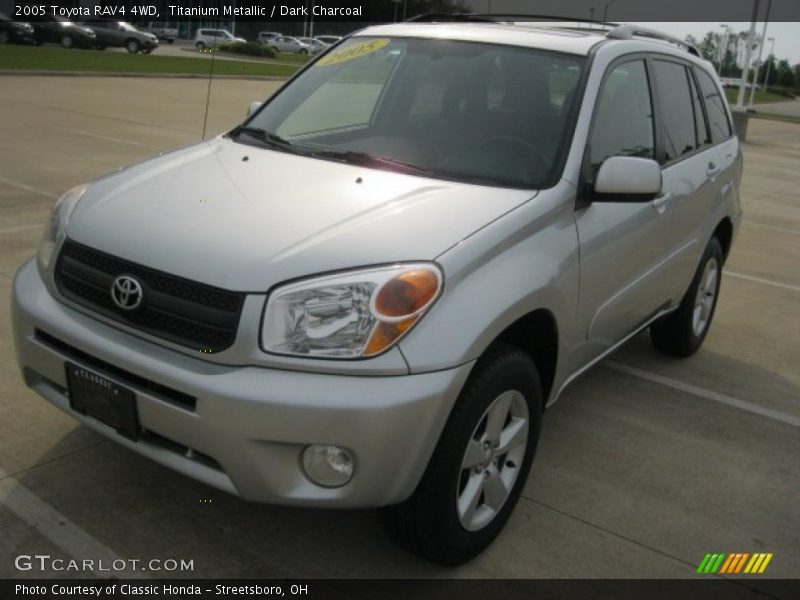 Titanium Metallic / Dark Charcoal 2005 Toyota RAV4 4WD
