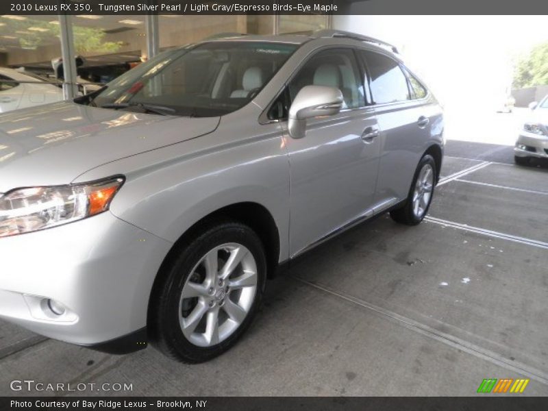 Tungsten Silver Pearl / Light Gray/Espresso Birds-Eye Maple 2010 Lexus RX 350