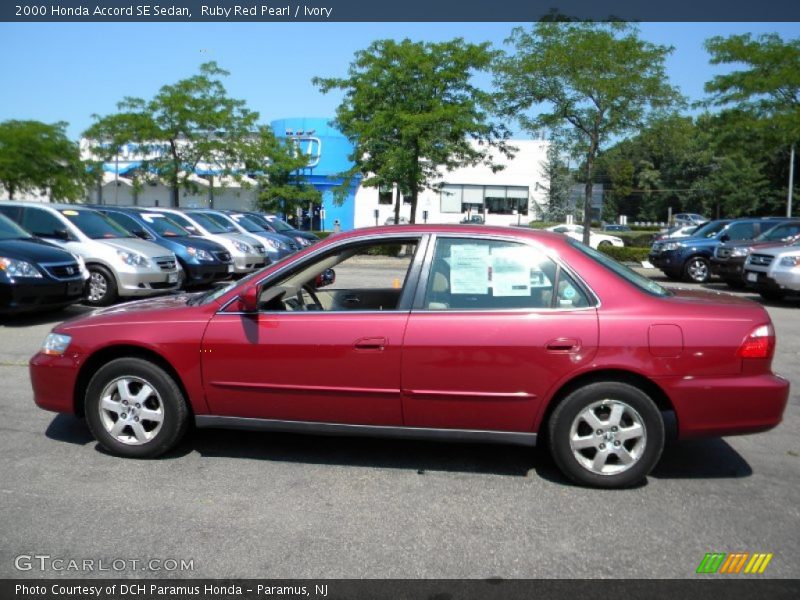 Ruby Red Pearl / Ivory 2000 Honda Accord SE Sedan