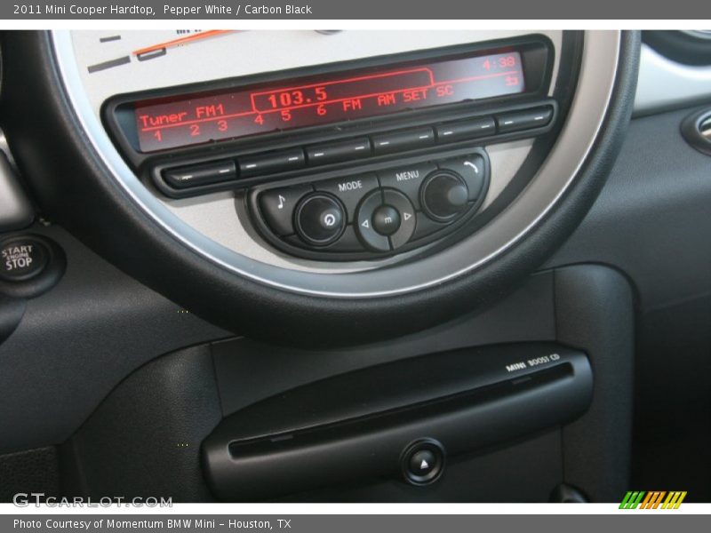 Pepper White / Carbon Black 2011 Mini Cooper Hardtop