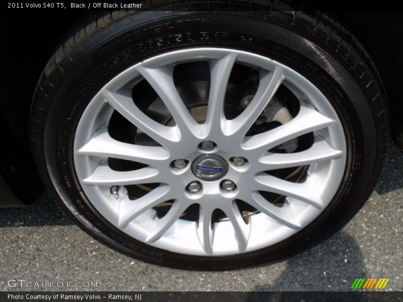 Black / Off Black Leather 2011 Volvo S40 T5