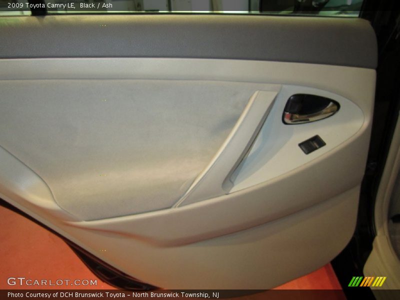 Black / Ash 2009 Toyota Camry LE