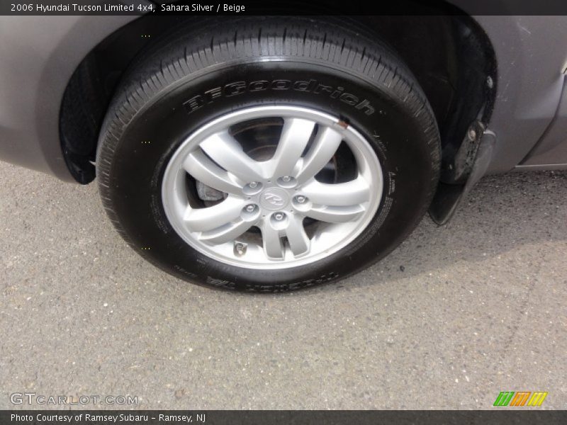 Sahara Silver / Beige 2006 Hyundai Tucson Limited 4x4