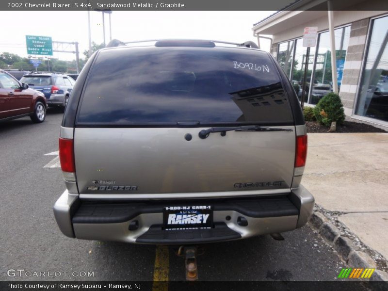 Sandalwood Metallic / Graphite 2002 Chevrolet Blazer LS 4x4