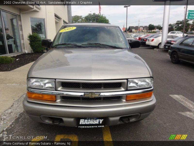 Sandalwood Metallic / Graphite 2002 Chevrolet Blazer LS 4x4