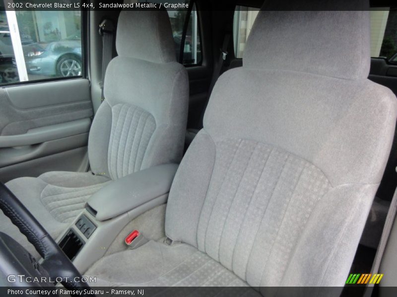 Sandalwood Metallic / Graphite 2002 Chevrolet Blazer LS 4x4