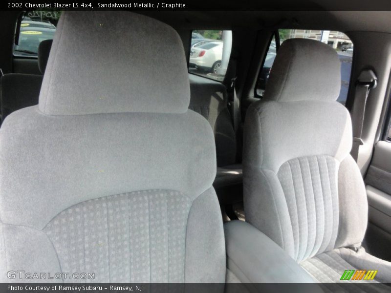 Sandalwood Metallic / Graphite 2002 Chevrolet Blazer LS 4x4