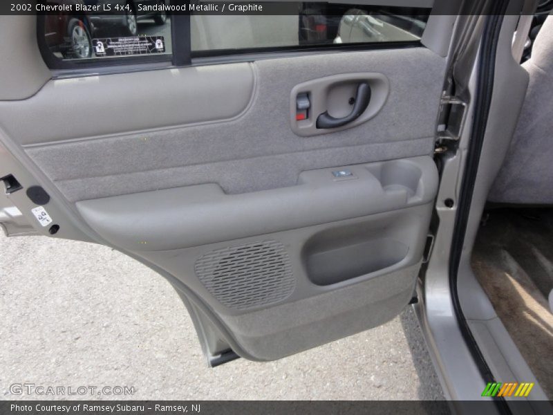 Sandalwood Metallic / Graphite 2002 Chevrolet Blazer LS 4x4