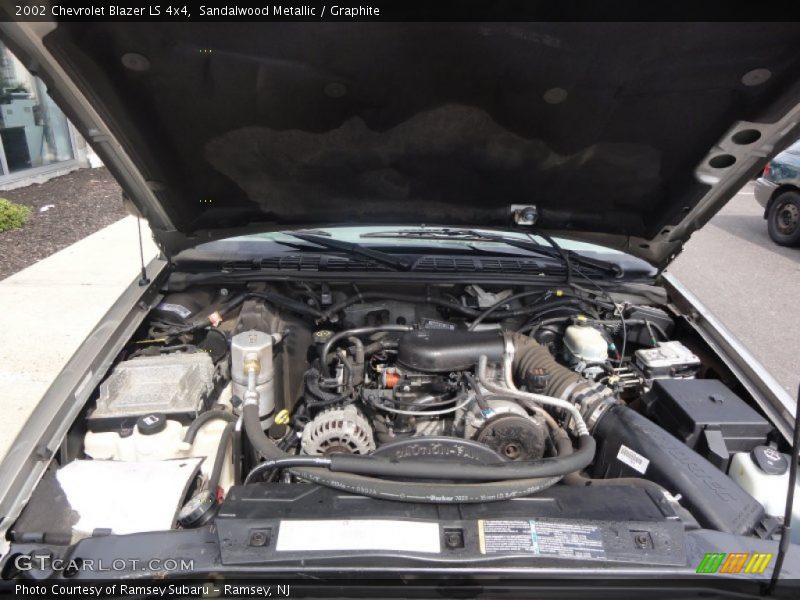 Sandalwood Metallic / Graphite 2002 Chevrolet Blazer LS 4x4