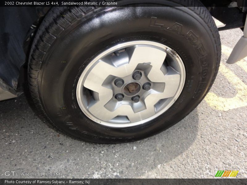 Sandalwood Metallic / Graphite 2002 Chevrolet Blazer LS 4x4