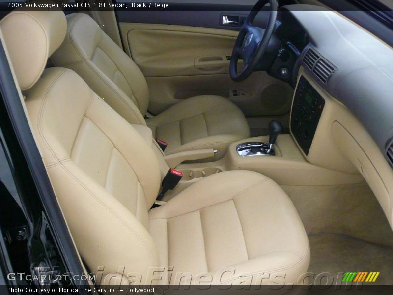Black / Beige 2005 Volkswagen Passat GLS 1.8T Sedan