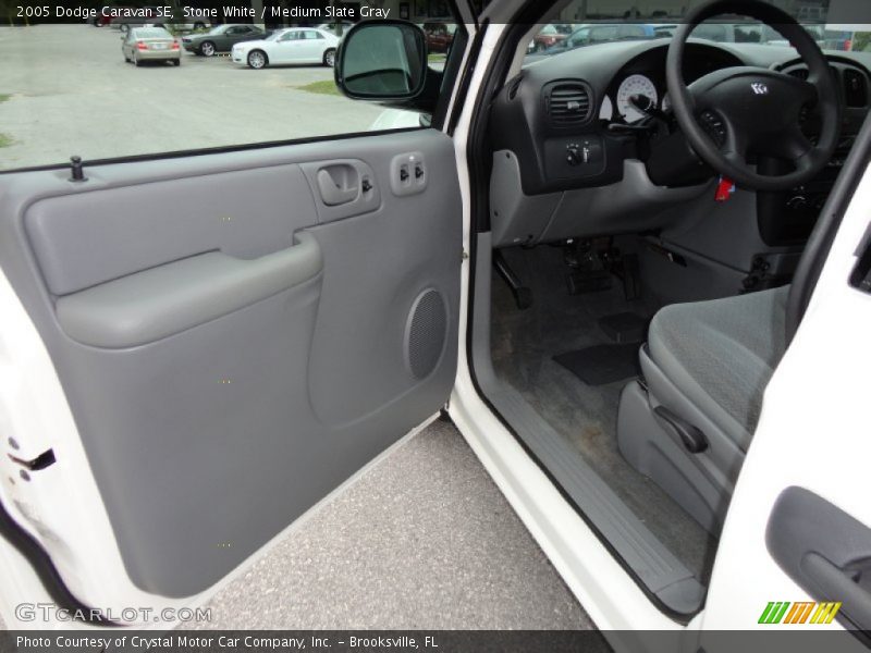 Stone White / Medium Slate Gray 2005 Dodge Caravan SE