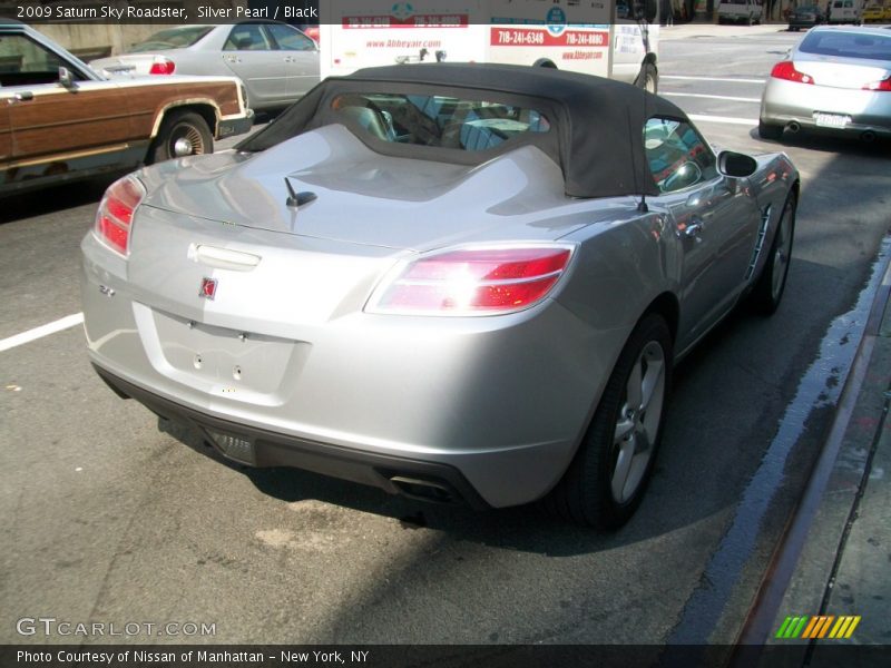 Silver Pearl / Black 2009 Saturn Sky Roadster
