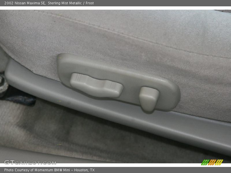Sterling Mist Metallic / Frost 2002 Nissan Maxima SE