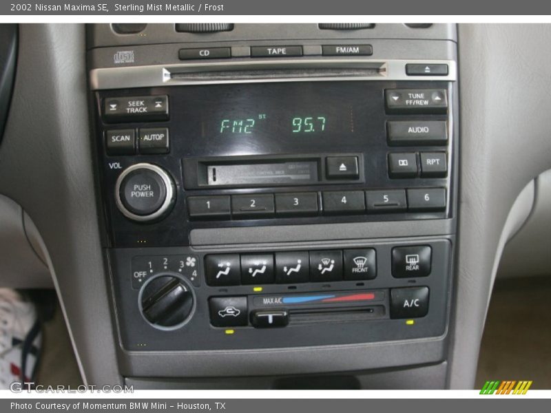 Sterling Mist Metallic / Frost 2002 Nissan Maxima SE