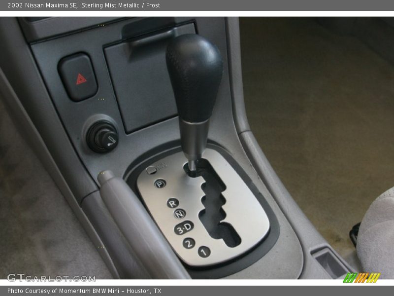 Sterling Mist Metallic / Frost 2002 Nissan Maxima SE