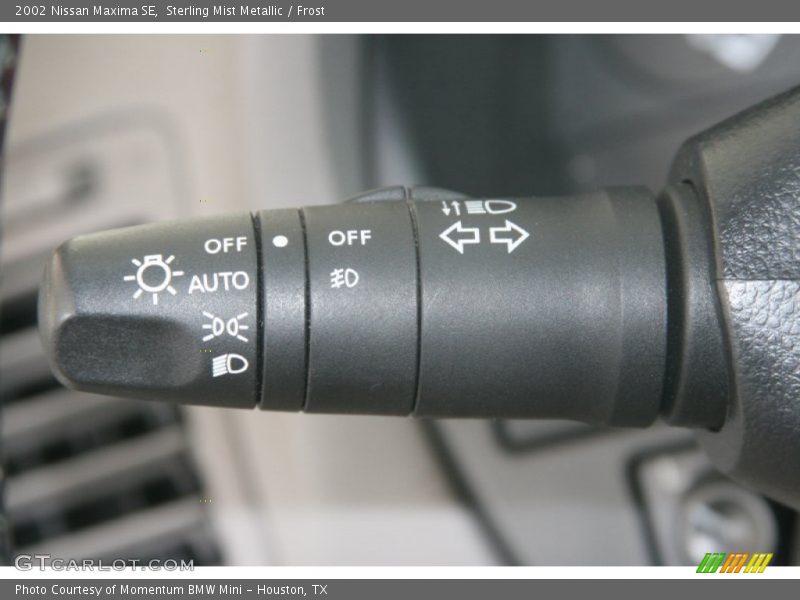 Sterling Mist Metallic / Frost 2002 Nissan Maxima SE