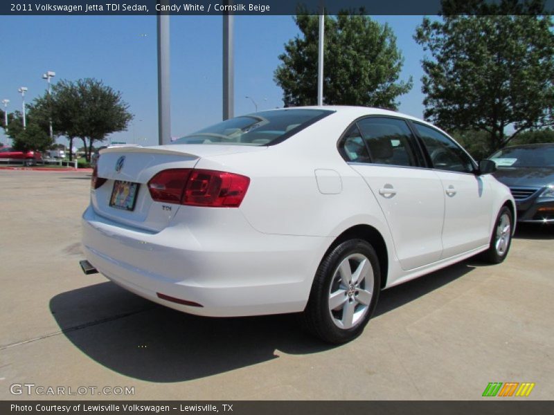 Candy White / Cornsilk Beige 2011 Volkswagen Jetta TDI Sedan