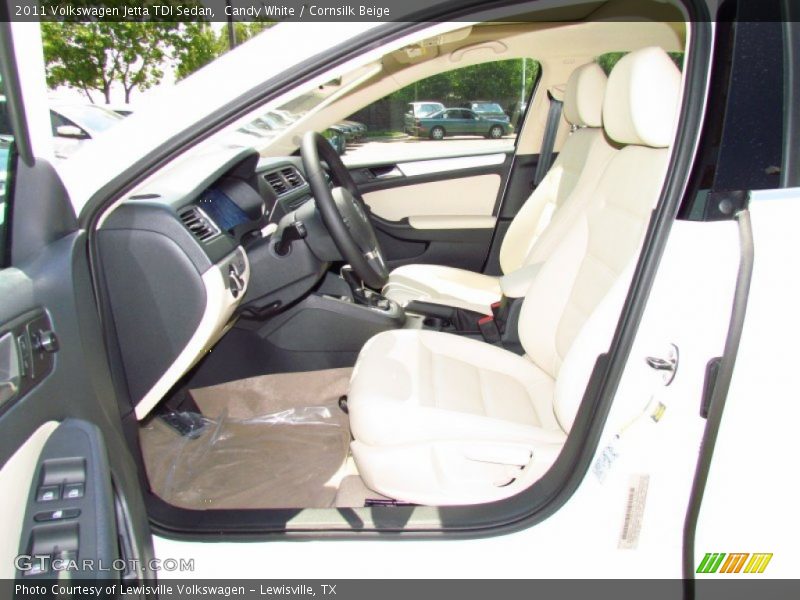 Candy White / Cornsilk Beige 2011 Volkswagen Jetta TDI Sedan