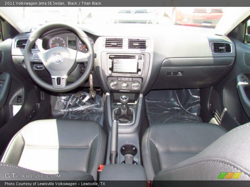 Black / Titan Black 2011 Volkswagen Jetta SE Sedan