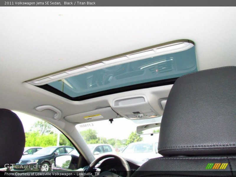 Black / Titan Black 2011 Volkswagen Jetta SE Sedan