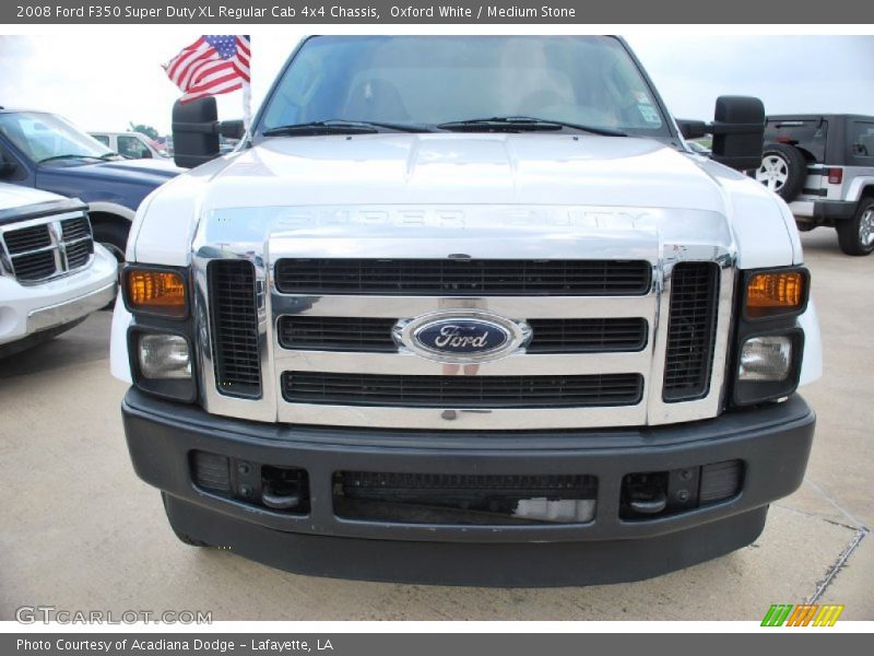 Oxford White / Medium Stone 2008 Ford F350 Super Duty XL Regular Cab 4x4 Chassis
