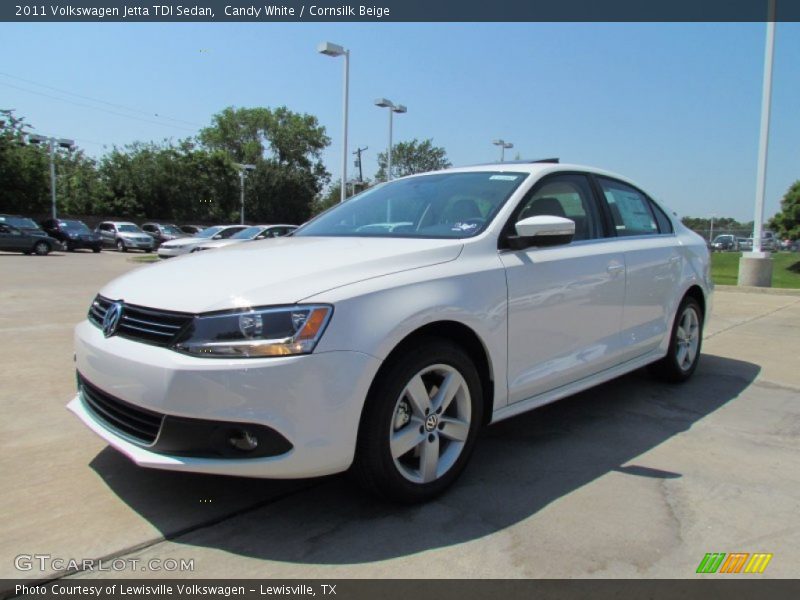 Candy White / Cornsilk Beige 2011 Volkswagen Jetta TDI Sedan