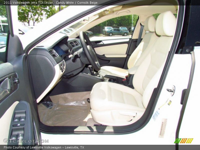 Candy White / Cornsilk Beige 2011 Volkswagen Jetta TDI Sedan