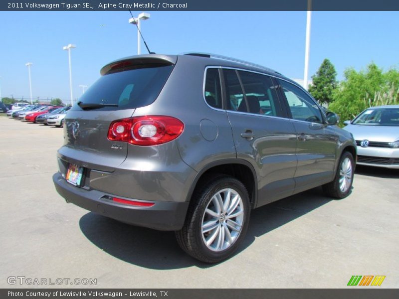 Alpine Gray Metallic / Charcoal 2011 Volkswagen Tiguan SEL