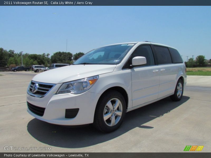 Calla Lily White / Aero Gray 2011 Volkswagen Routan SE