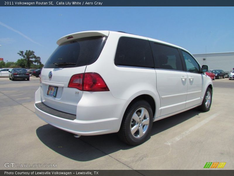 Calla Lily White / Aero Gray 2011 Volkswagen Routan SE