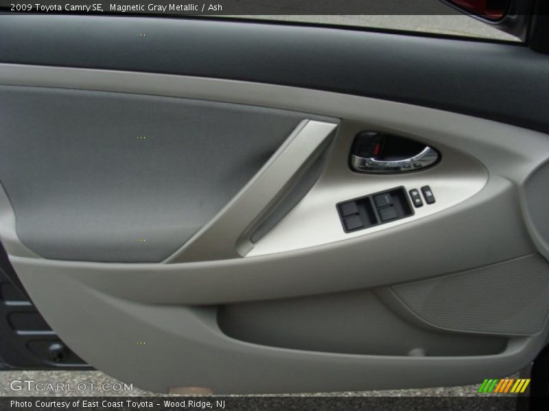 Magnetic Gray Metallic / Ash 2009 Toyota Camry SE