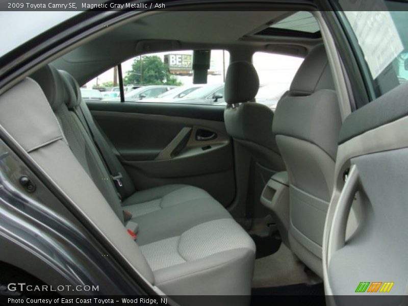 Magnetic Gray Metallic / Ash 2009 Toyota Camry SE