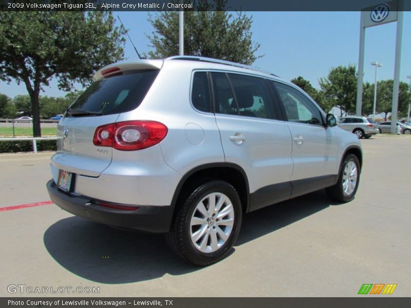 Alpine Grey Metallic / Charcoal 2009 Volkswagen Tiguan SEL