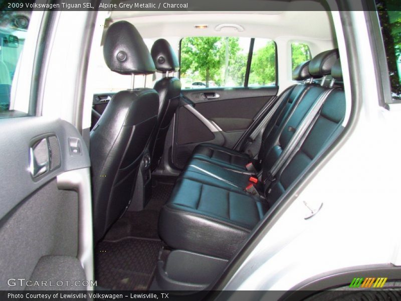 Alpine Grey Metallic / Charcoal 2009 Volkswagen Tiguan SEL