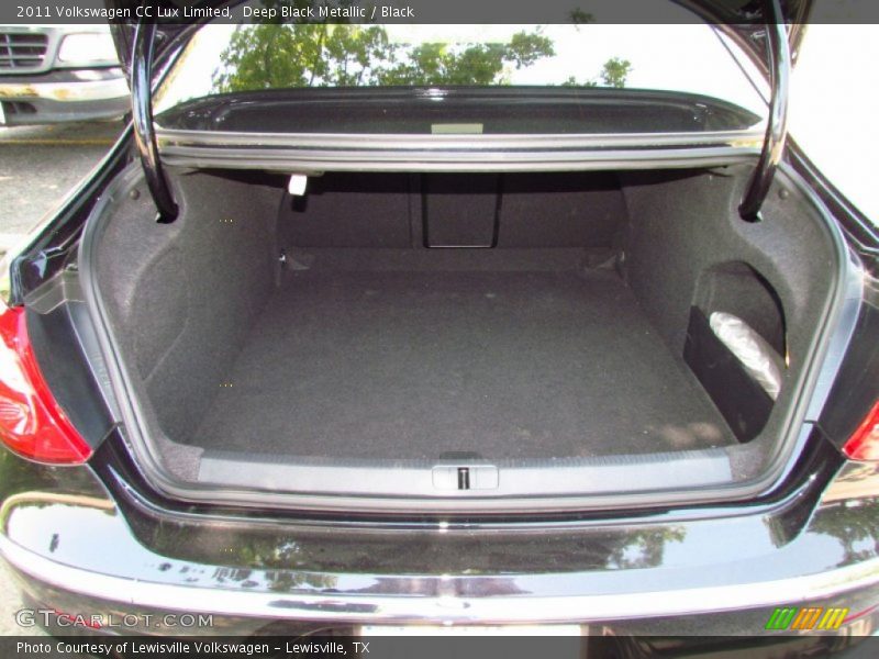 Deep Black Metallic / Black 2011 Volkswagen CC Lux Limited